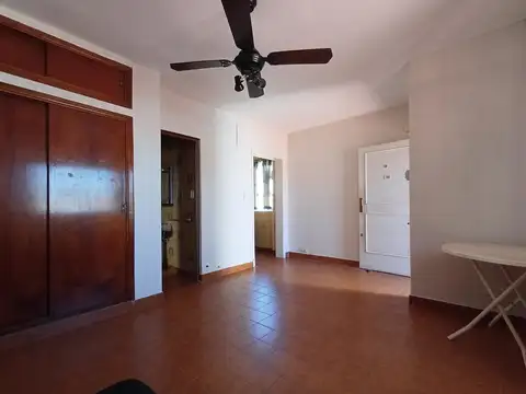 Pasaje Enrique de Vedia 2100