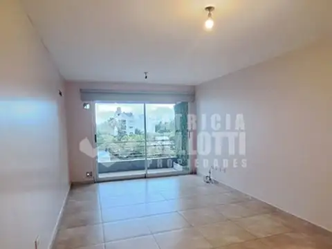 Departamento en Alquiler con 1 cochera