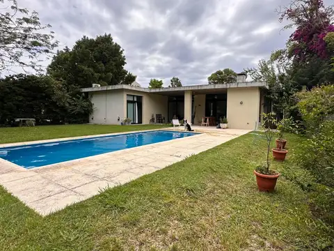 Alquiler casa 4 ambientes c/piscina Barrio Privado El Aromo