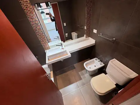 Departamento en Alquiler con 1 cocheras