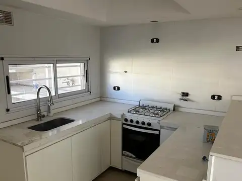 Casa en Venta en Ezeiza, USD 95.000