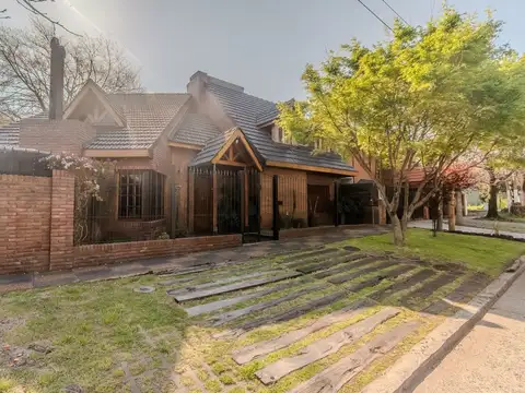 VENTA EXCELENTE CASA EN ESQUINA EN CIUDAD JARDIN