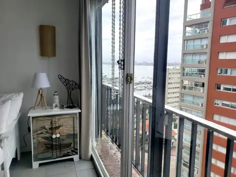 Departamento - ALQUILER_TEMPORAL - Uruguay, PUNTA DEL ESTE - CALLE 15 (El Obenque) 1203
