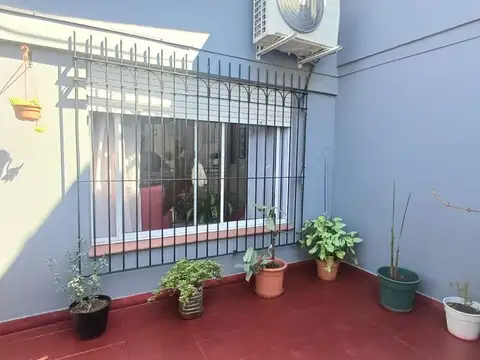 Depto Tipo Casa en Venta de 3 ambientes