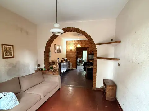 Casa en Venta en Villa Adelina, USD 169.900