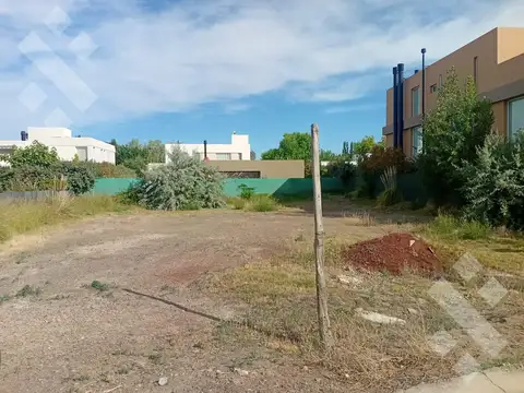 Terreno en Venta en Neuquén, USD 83.000