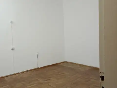Casa en Alquiler con 1 cochera