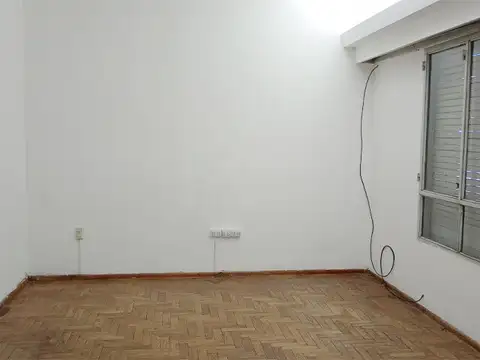 Casa en Alquiler en Tiro Suizo, $ 890.000