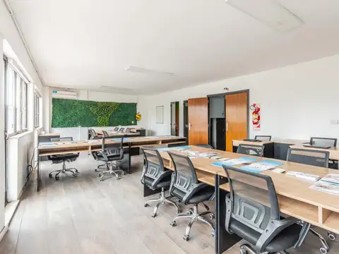 Oficina en Venta al Oeste