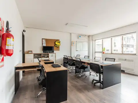 Oficina - Piso completo - en Microcentro (Barrio San Nicolás)