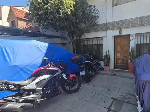 Casa en Venta en Barrio Parque, USD 258.000