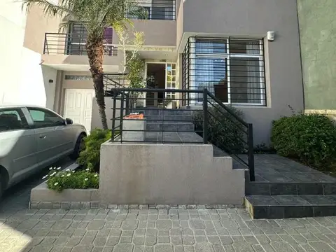 Casa en Venta en Lanús Oeste, USD 300.000
