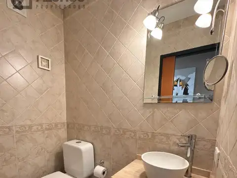 CASA 5 AMBIENTES CON PISCINA EN VENTA EN LANÚS