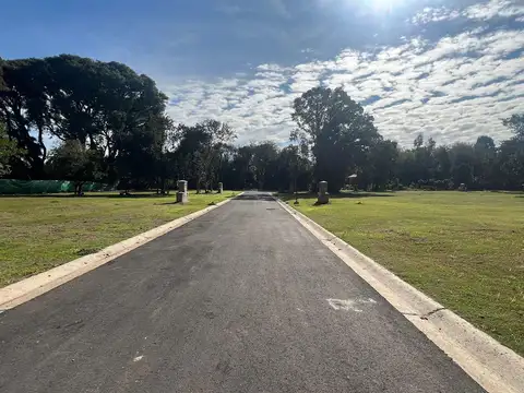 Terreno en  el Barrio Atardeceres de Talar