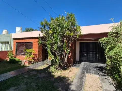 VENTA CASA DOS DORMITORIOS EN MARQUES DE SOBREMONT