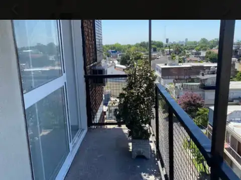 Avsa Republica 400, Piso 5