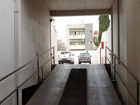 Cochera descubierta en venta - 14mts2 - La Plata