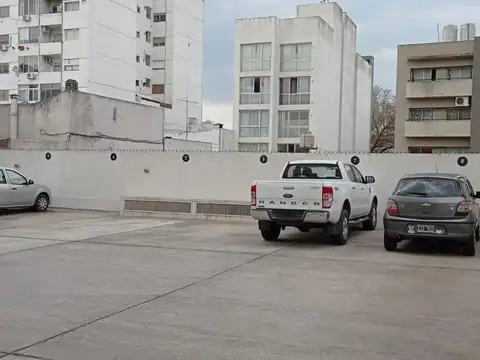 Cochera descubierta en venta - 14mts2 - La Plata