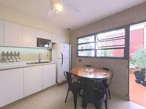 Casa 4 ambientes con 1 baño