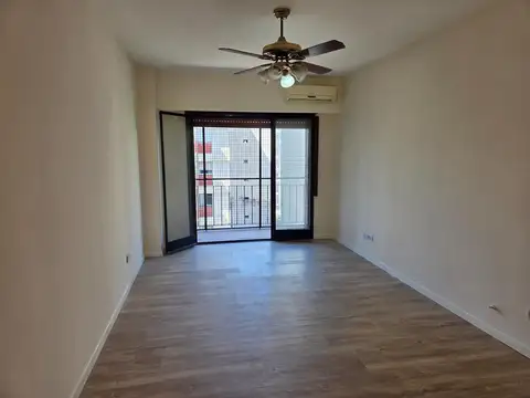 Semipiso de Categoria 3 Amb balcon corrido Almagro