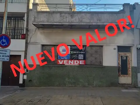 EXCELENTE CASA A RECICLAR!!! 