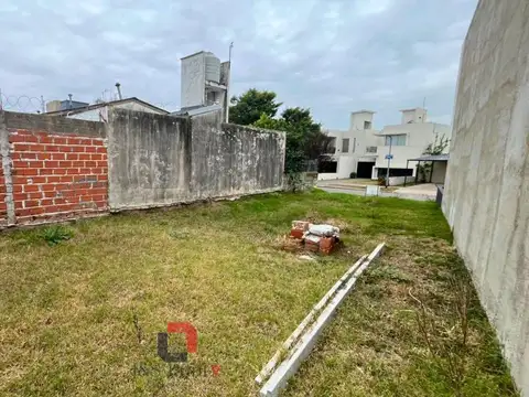 Terreno en Venta 22  mts Fondo