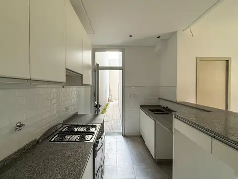 Depto Tipo Casa en Venta de 3 ambientes