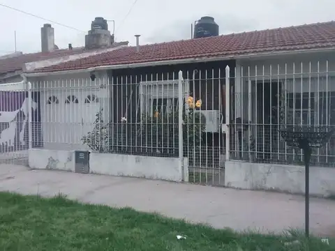 Casa en Venta en Villa Luzuriaga, USD 92.000