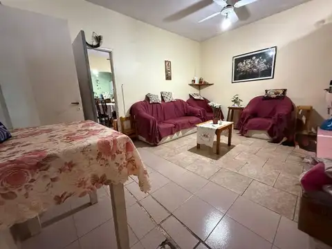 Depto Tipo Casa 3 ambientes con 1 baño
