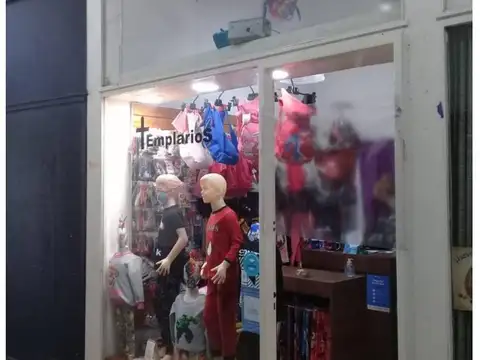 Local en venta en galeria "El Tiempo". Quilmes.