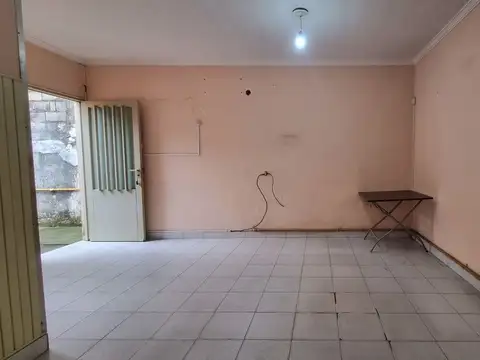 Depto Tipo Casa en Venta 27 años