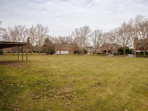 Terreno en Venta en Martindale Country Club, USD 430.000