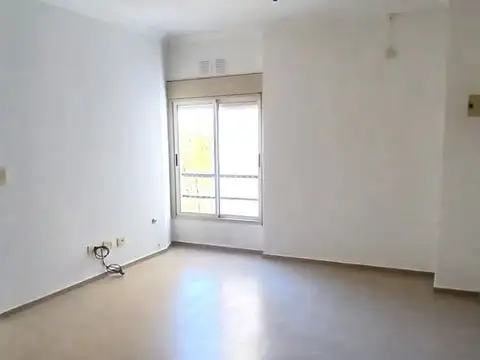 Departamento en Alquiler en Villa del Parque, $ 580.000