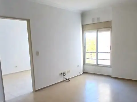 Avenida San Martín 5000, Piso 5