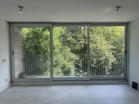 Departamento en Venta, 2 ambientes, cochera, Belgrano R, CABA