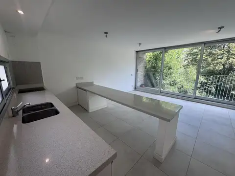 Departamento en Venta, 2 amb, cochera, Belgrano R, CABA