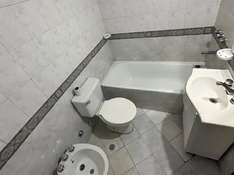 Departamento 3 ambientes con 1 baño