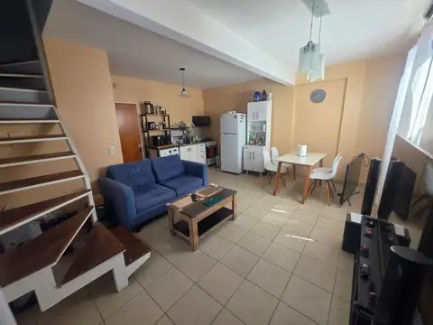 Luis Maria Drago 1700, Piso 4