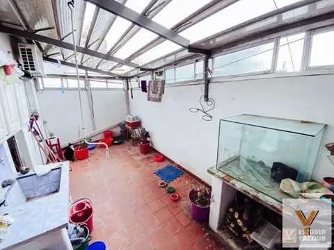 Depto Tipo Casa en Venta de 5 ambientes