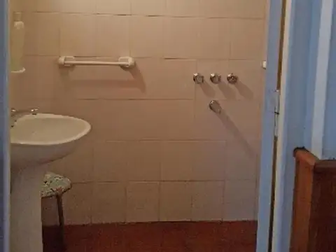 Casa en Venta en Castelar Norte, USD 130.000