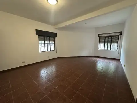 Casa en Alquiler en Resistencia, $ 800.000