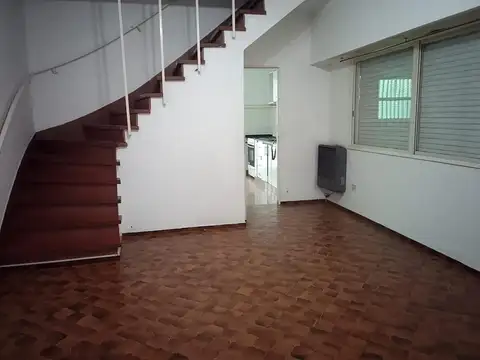 Aristóbulo Del Valle 5800