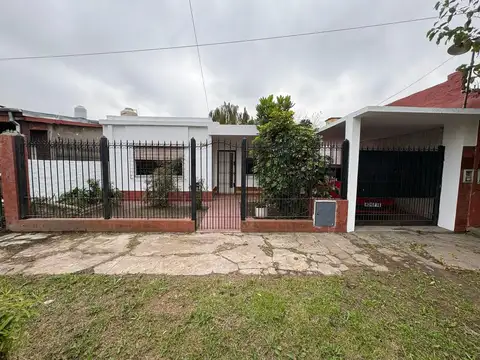 Linda casa, apta para crédito - José C. Paz