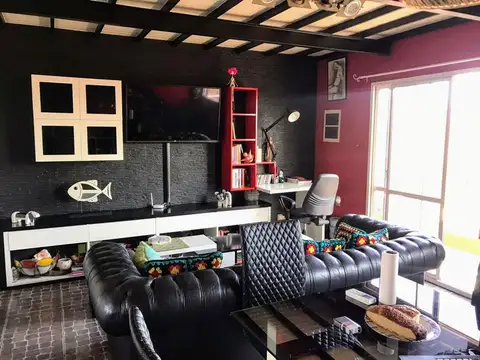 Depto Tipo Casa en Venta de 3 ambientes