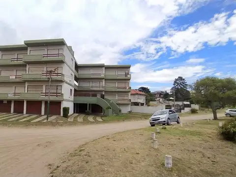 Alq Tem 3 AMBIENTES c/ cochera 100mts del mar!!!  Céntrico!