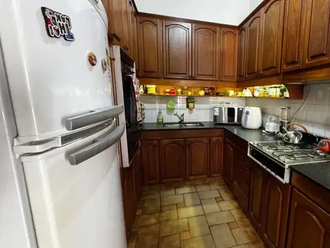 VENTA CASA A REFACCIONAR + LOCAL -  SAN MARTIN