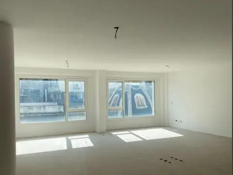 Marcelo T del Alvear 900, Piso 13