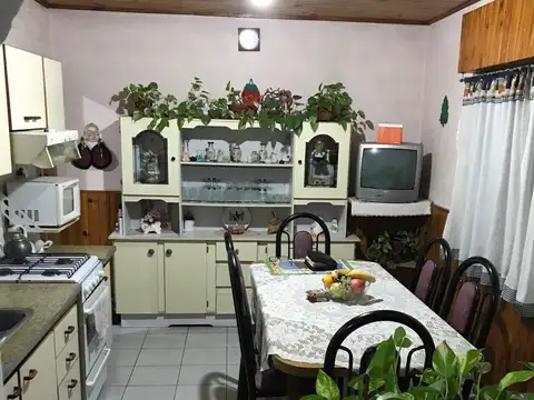 DOS PROPIEDADES A LA VENTA  