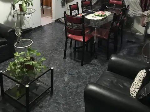 Casa en Venta en Quilmes, USD 180.000