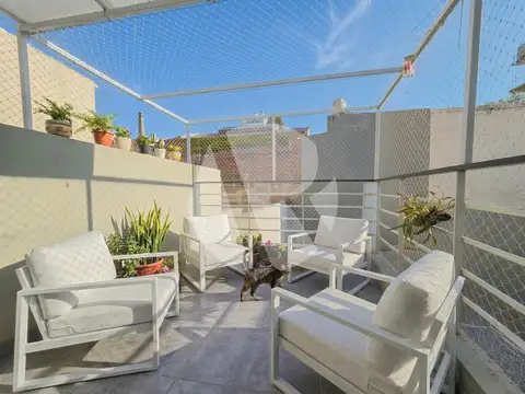 Departamento 2 ambientes con balcon ATERRAZADO Y COCHERA / Villa gral Mitre